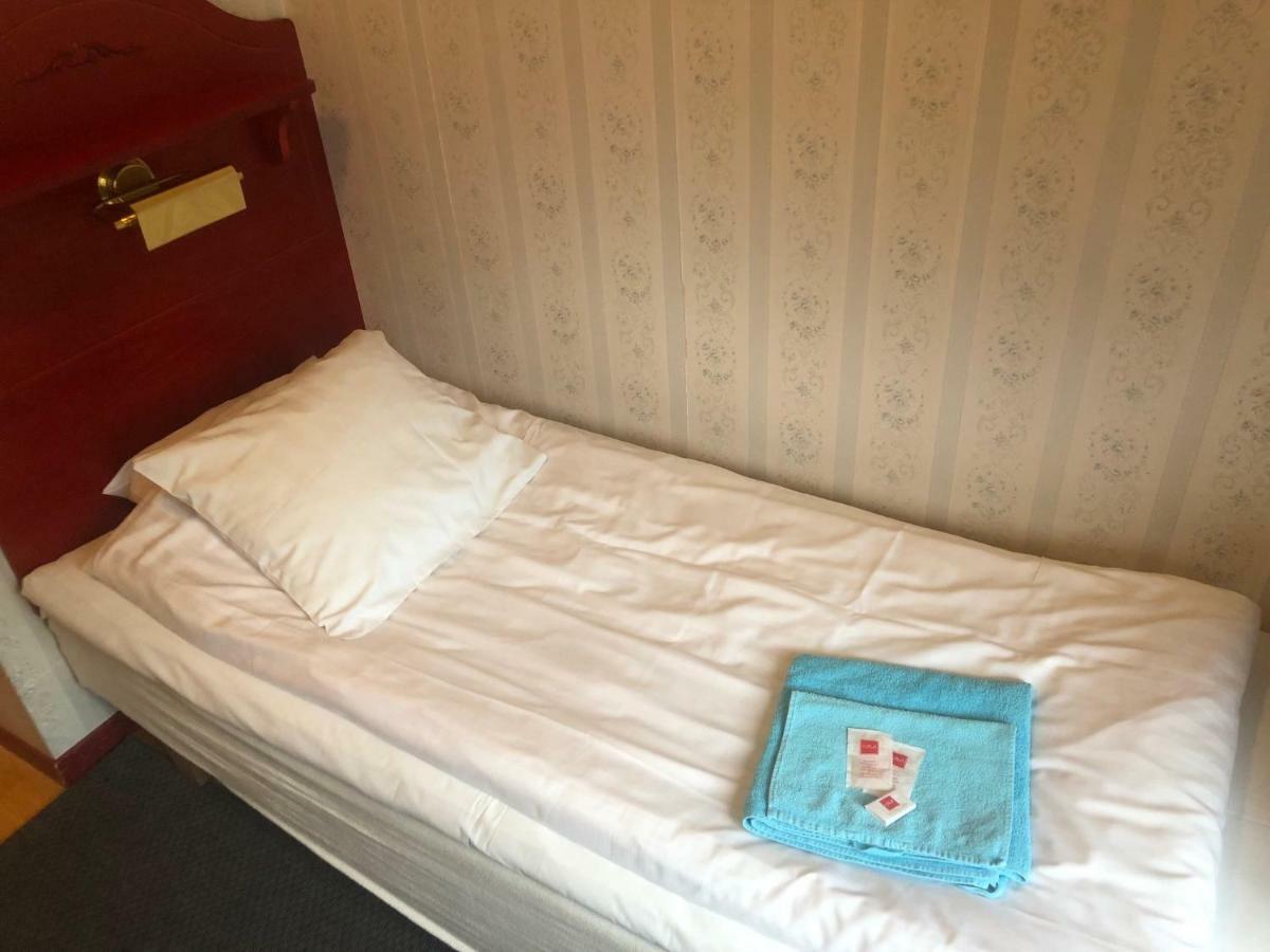 Citybed Bed & Breakfast Pajala Ngoại thất bức ảnh